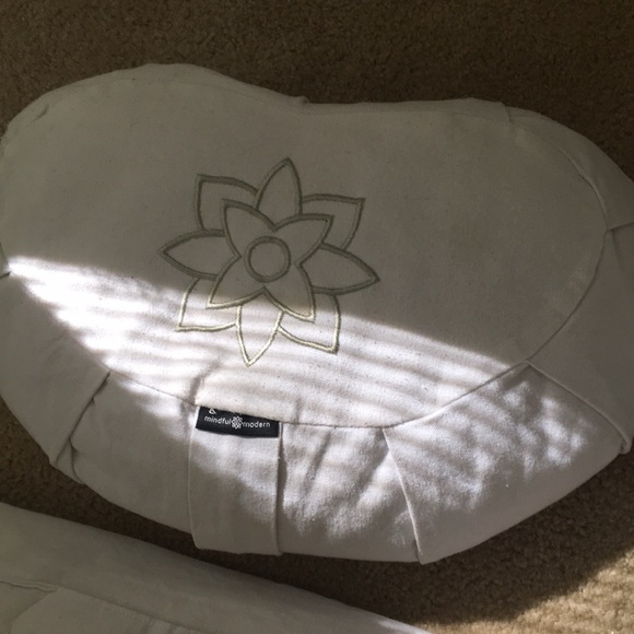 Mindful Modern Meditation Cushion Zafu/Zabuton Set - Picture 7 of 7